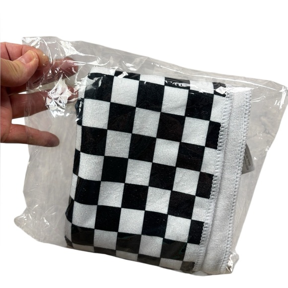 New AVEDA Nutri Plenish Botanical Repair Hair Towel & Headband Bundle - Picture 10 of 11